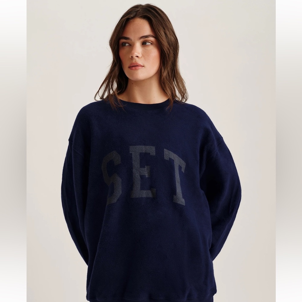 Set Active Crewneck - Picture 2 of 4
